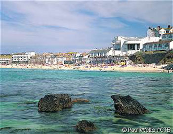 The Tate Gallery - Porthmeor Beach St Ives - Waterfront 